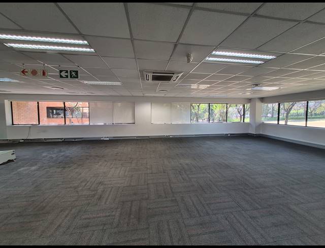 217M² OFFICE TO LET IN WOODMEAD